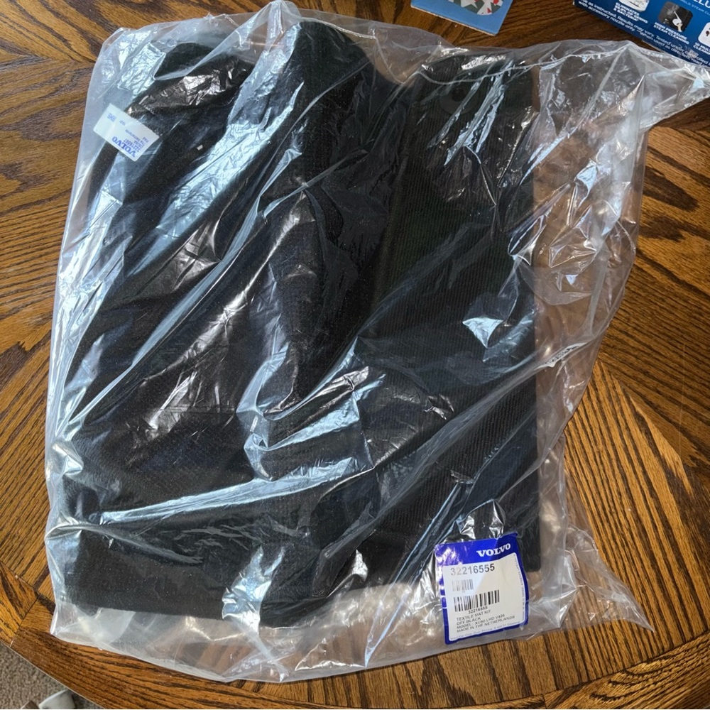 NWT Volvo Car Mats